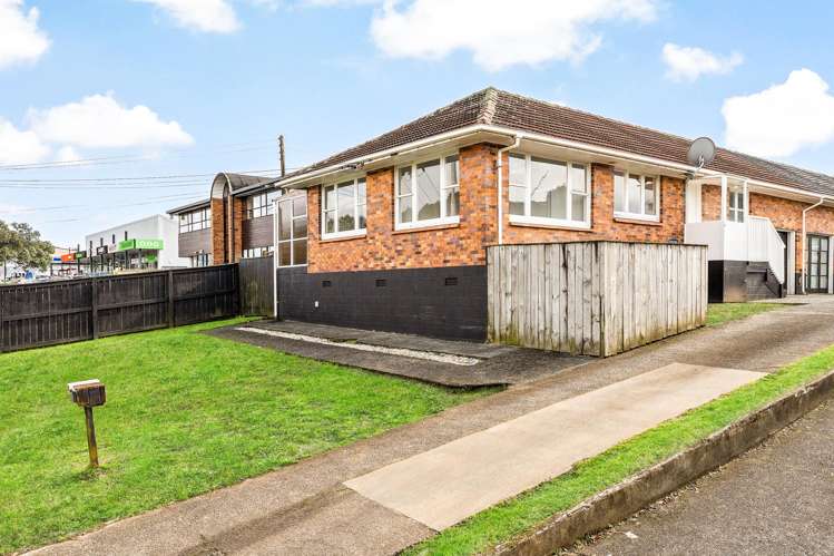 2/10 Waipuna Road Mount Wellington_15