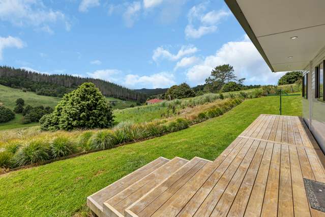 2568e Paparoa-Oakleigh Road Paparoa_2