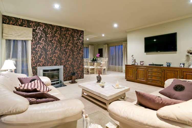 2 Archer Rayner Place Greenhithe_3