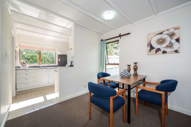 8/51 Gardner Avenue New Lynn_17