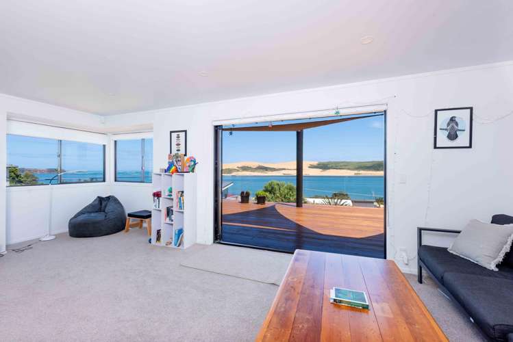 24 Taumatawiwi Street Opononi_6