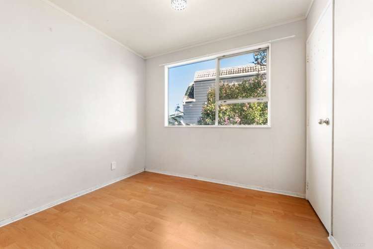 9/26 Islington Avenue New Lynn_7