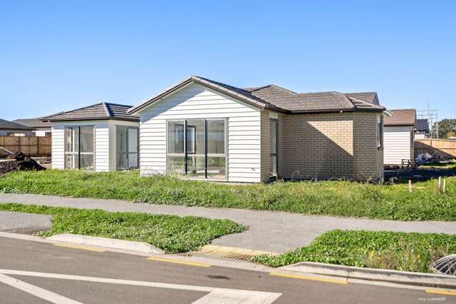 11 Castlepoint Avenue Takanini_2