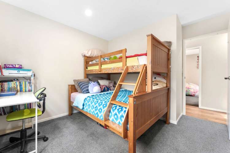 10b Kaimai Avenue Massey_12