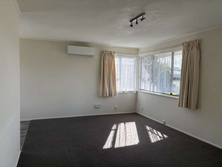 6 Mountbatten Place Papakura_3