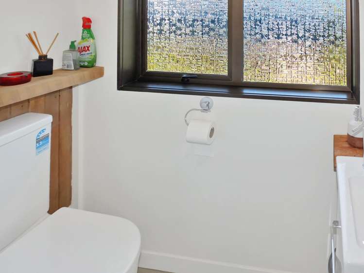 22 Shortt Street Foxton Beach_16