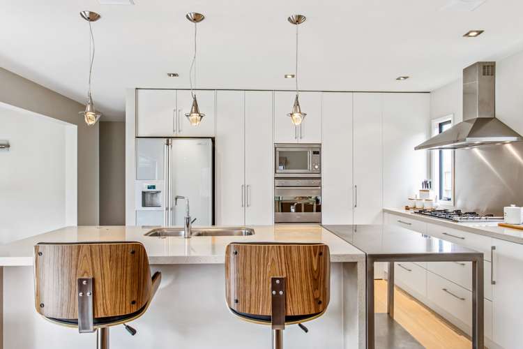 10 Waimanu Bay Drive Te Atatu Peninsula_7