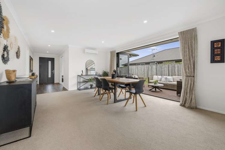 11 Flaxfield Lane Beachlands_22