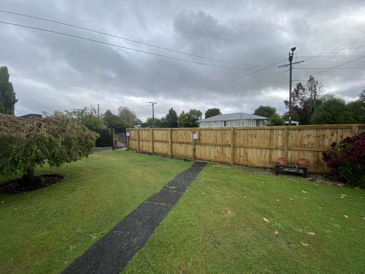 16 Coleridge Drive 1060_2