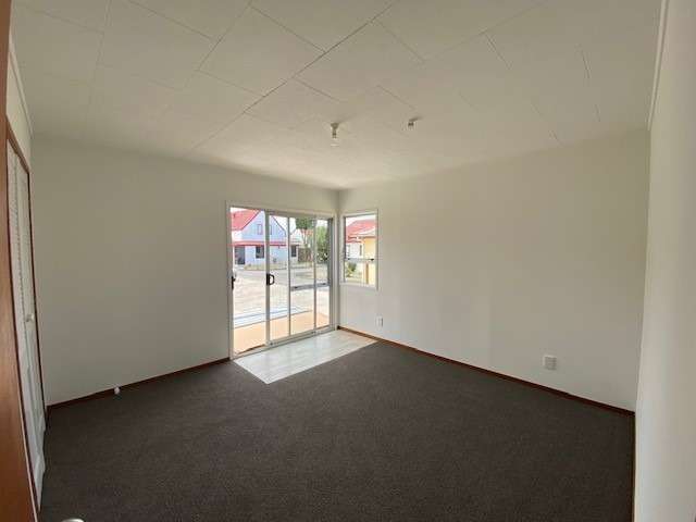 406B Avenue Road West 10482_4