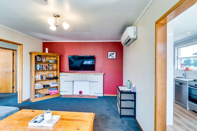 813 Willowpark Road South Akina_6