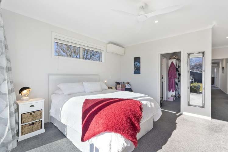 2 Hortons Way Cromwell_10