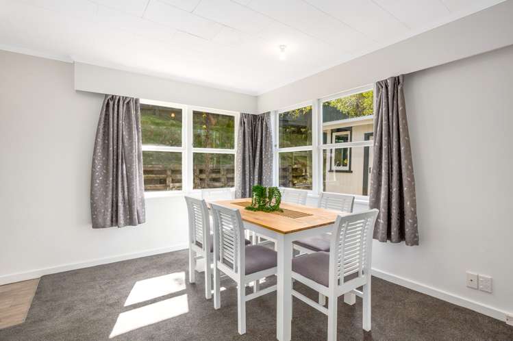 20 Jocelyn Crescent Pinehaven_10