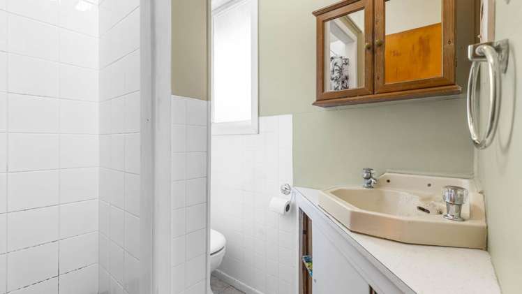 352 Whangaparaoa Road Stanmore Bay_14