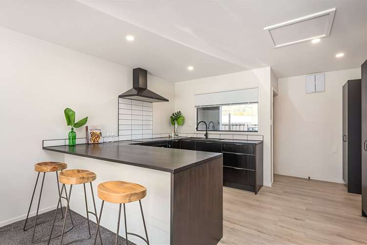 7/71b Main Road Redcliffs_3