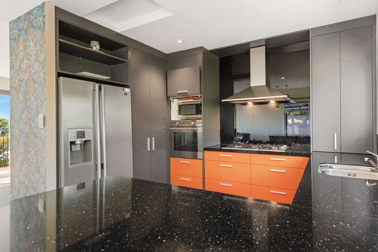 9 Lancewood Avenue Titirangi_29