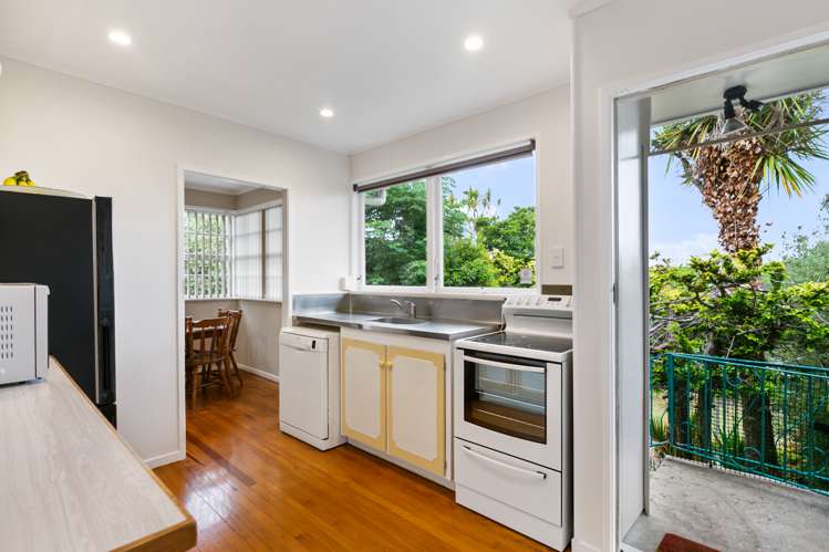5 Bellringer Road Massey_15