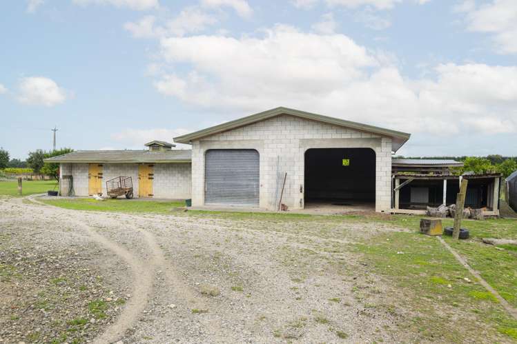 209 Bell Road Makaraka_24