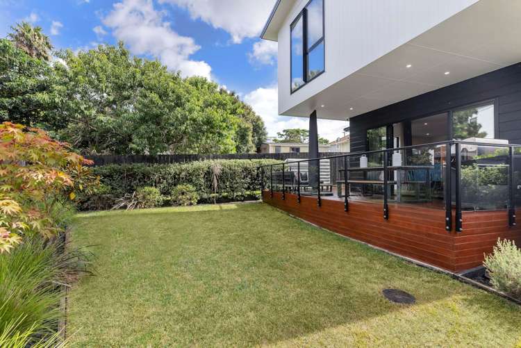 6 Reg Pearce Way Glen Innes_6