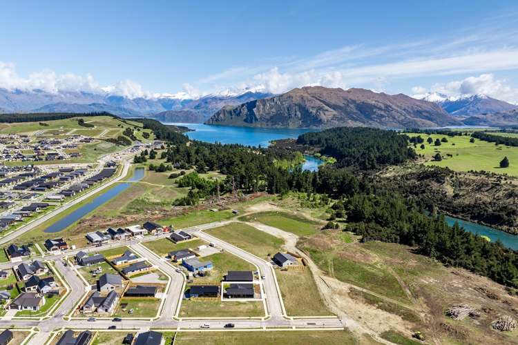 14 Moonstone Street, Hikuwai Wanaka_2