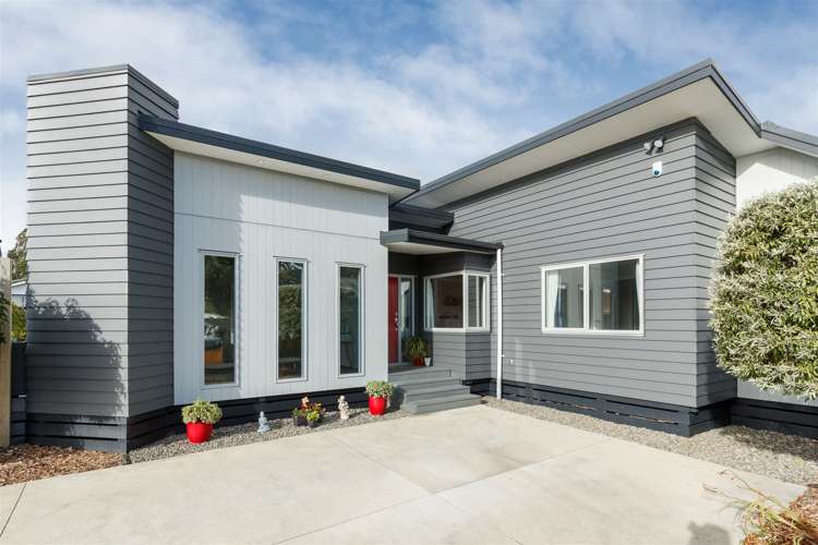 968 Tremaine Avenue Roslyn_18