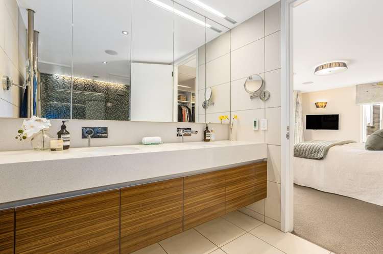 334 Oriental Parade Oriental Bay_14