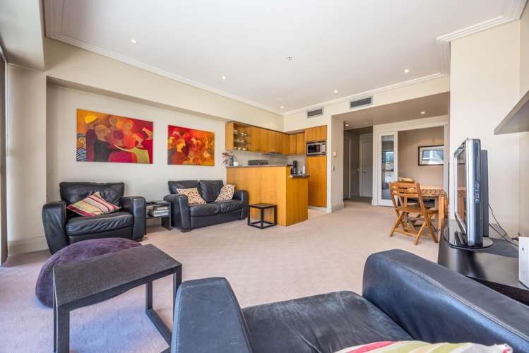 1E/99 Customs Street West Auckland Central_6