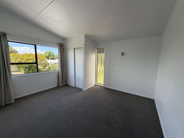 74 Catherine Crescent (Upstairs) Whitianga_6