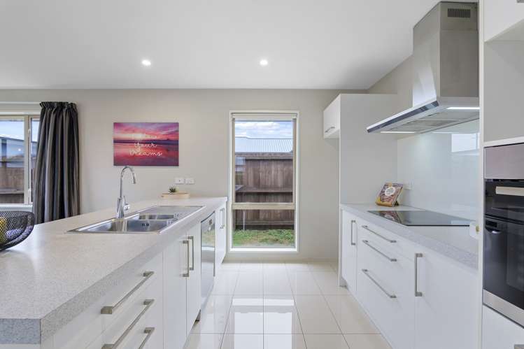 6 Eaton Place Lincoln_7