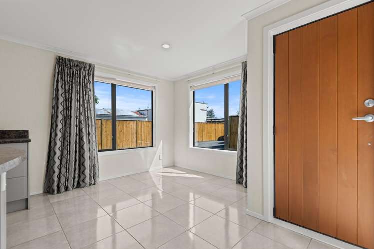 82 Florence Avenue Palmerston North_6