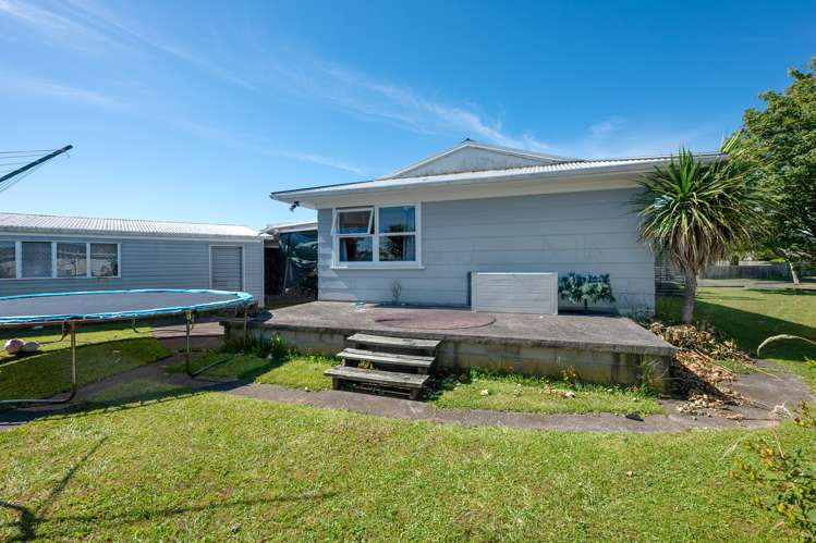13 Byron Grove Owhata_10