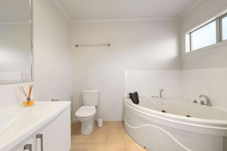 4a Pah Road Kawaha Point_21