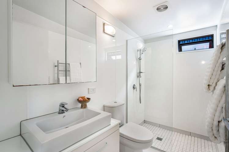 8 Station Street Hobsonville_16