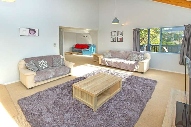 32 Kestrel Heights Arkles Bay_7