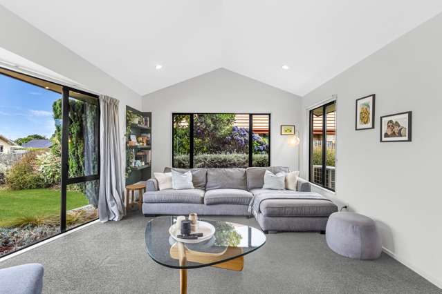 9 Ashdonleigh Grove Stoke_2