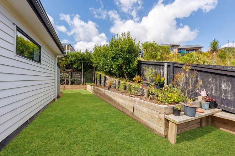 33 Woodridge Drive Stanmore Bay_21