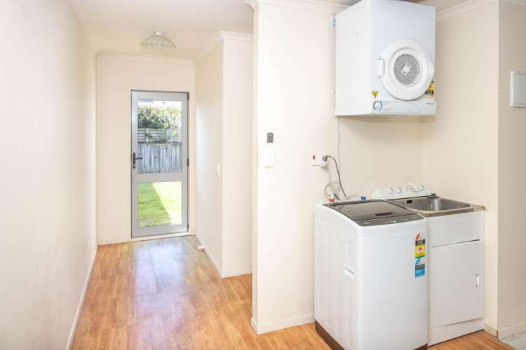 18 Rene Way Huntington_11