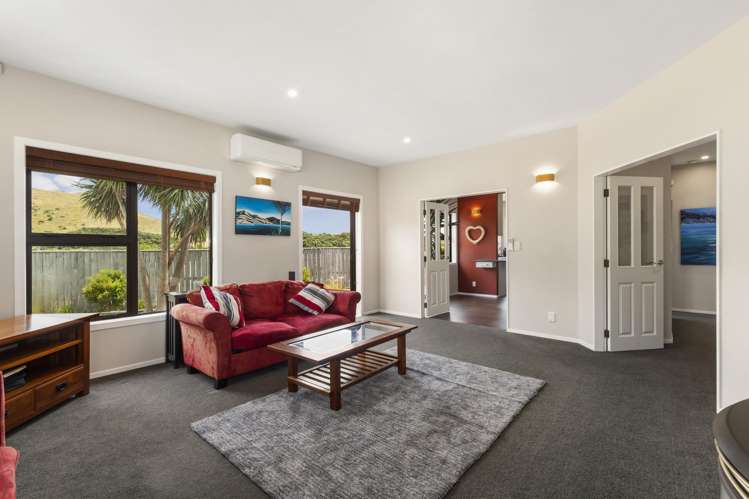 8 Carmichael Street Johnsonville_2