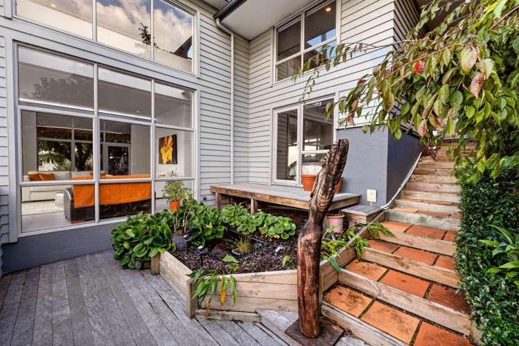 56 Little John Drive Bellevue_32