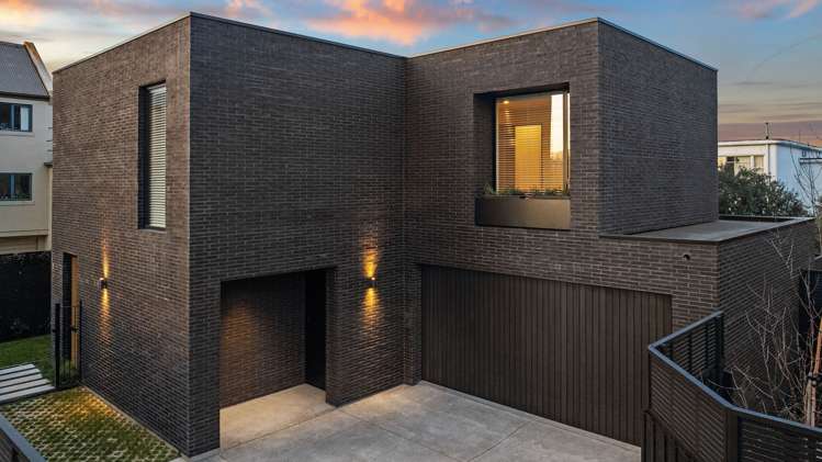 12 Rhodes Street Merivale_19