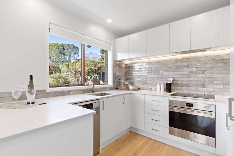 2/35 Miltonia Avenue Te Atatu South_5