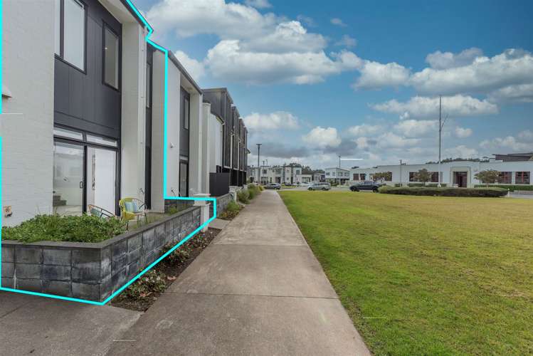 14 Alexander Willis Crescent Hobsonville_24