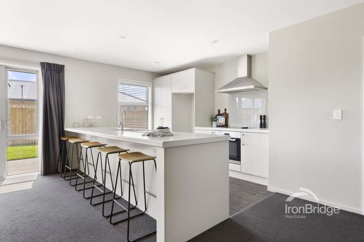 20 Saint Adela Place_1