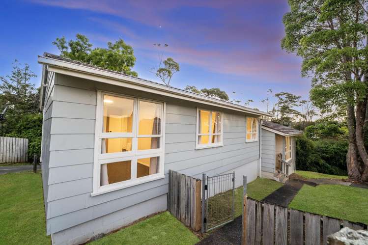 20 Grandison Crescent New Lynn_33