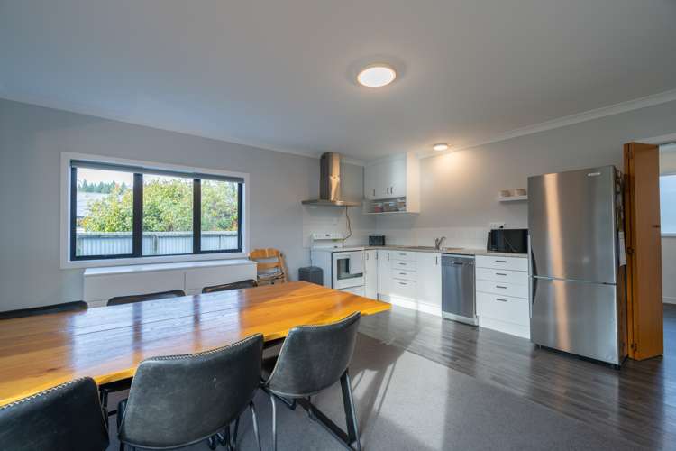 25 Henry Street Te Anau_8