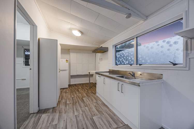 10 Rimini Place Clover Park_13