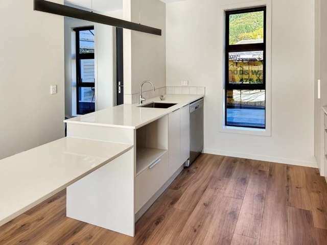 4/11 Lees Grove Wainuiomata_3