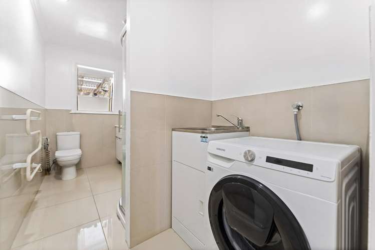 43 President Avenue Papakura_11