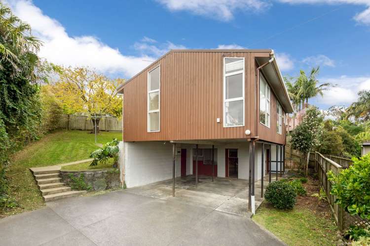 2/970 Beach Road Torbay_18