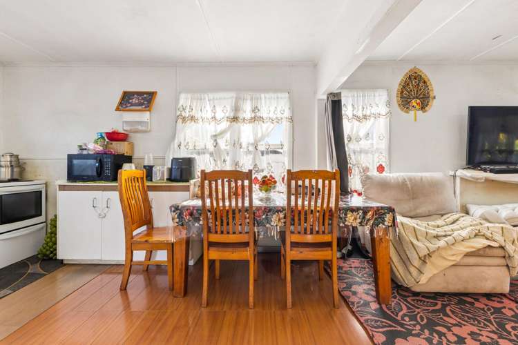 21 Alexander Crescent Otara_6
